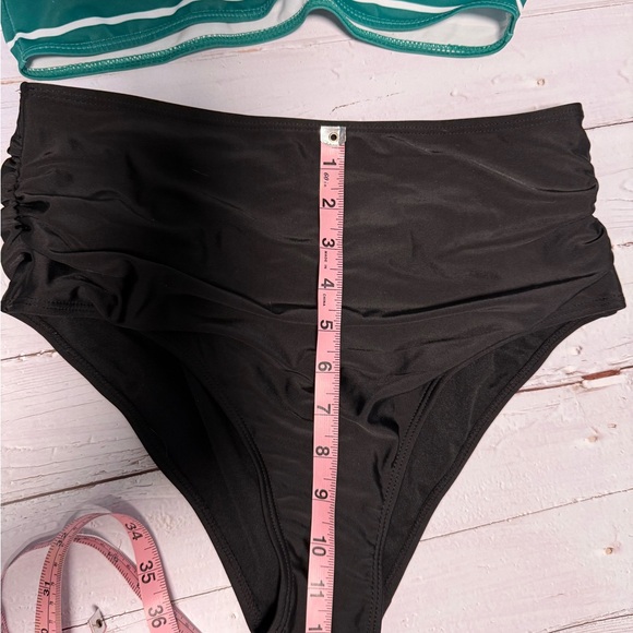 Dippin' Daisy's Green Striped Bikini Top - Picture 4 of 8